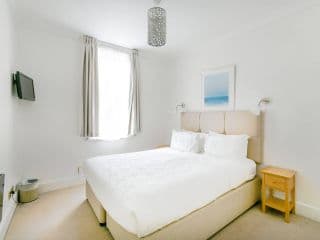 Park Lane Apartments - Clarges Street - Photo 8