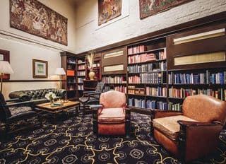 Mitre Hotel - Photo 11