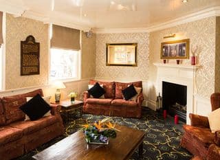 Mitre Hotel - Photo 5