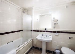 Mitre Hotel - Photo 6