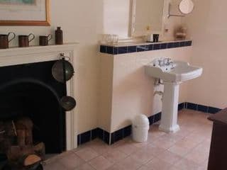 Mitre Hotel - Photo 7