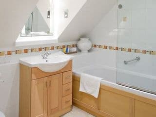 Warren House Hotel - Photo 10