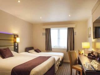 Premier Inn London Edgware - Photo 4