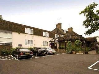 Premier Inn Gatwick Crawley Town (Goffs Park) - Photo 12