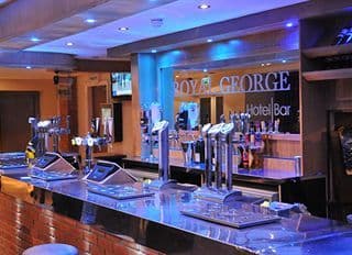 Royal George Hotel - Photo 13
