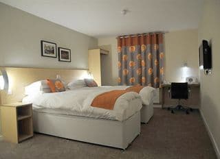 Royal George Hotel - Photo 5