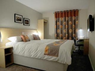 Royal George Hotel - Photo 6
