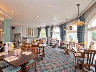 The Red Lion Hotel - Photo 13