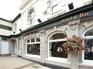 The Red Lion Hotel - Photo 22