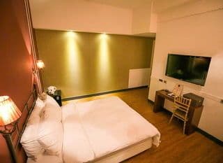 Hotel 648 - Photo 3