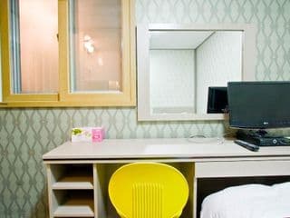 OYO Hostel Myeongdong 2 - Photo 16