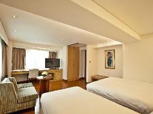 Prince Hotel Myeongdong - Photo 18