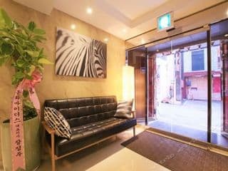 RUI Hotel - Photo 6
