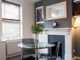 Ashton House - Photo 20
