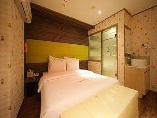 Hotel S Shinchon - Photo 2
