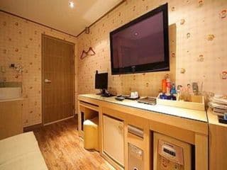 Hotel S Shinchon - Photo 13