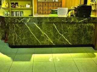 Hotel at Home - Photo 21