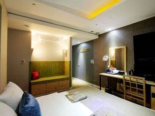 Hotel Argo - Photo 2