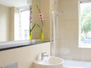Shoreditch Apartments - Photo 3