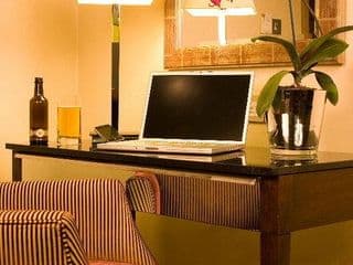 The Mandeville Hotel - Photo 9