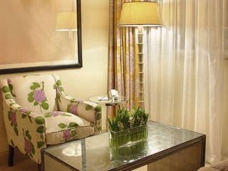The Mandeville Hotel - Photo 2